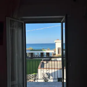 cefalu-stay-sea-view.sicilyhotelsitaly.net/